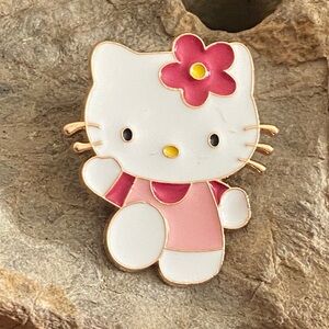 5/$10❤️❤️❤️NEW Hello Kitty Pink and White Flower Pin
